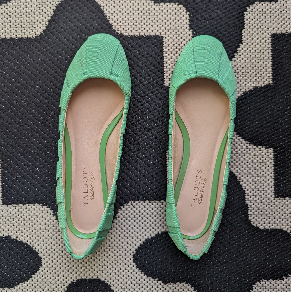 TALBOTS - RIBBON STYLE LEATHER FLATS - 7.5